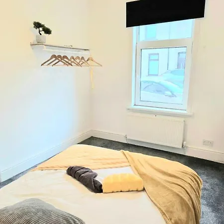 Feriehus Stylish 3Br Family-Friendly - Sleeps 5 - Fast Wifi -Parking - Netflix Barrow-in-Furness
