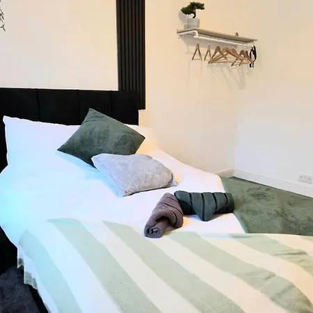 Stylish 3Br Family-Friendly - Sleeps 5 - Fast Wifi -Parking - Netflix Feriehus Barrow-in-Furness