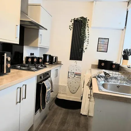 Stylish 3Br Family-Friendly - Sleeps 5 - Fast Wifi -Parking - Netflix Barrow-in-Furness
