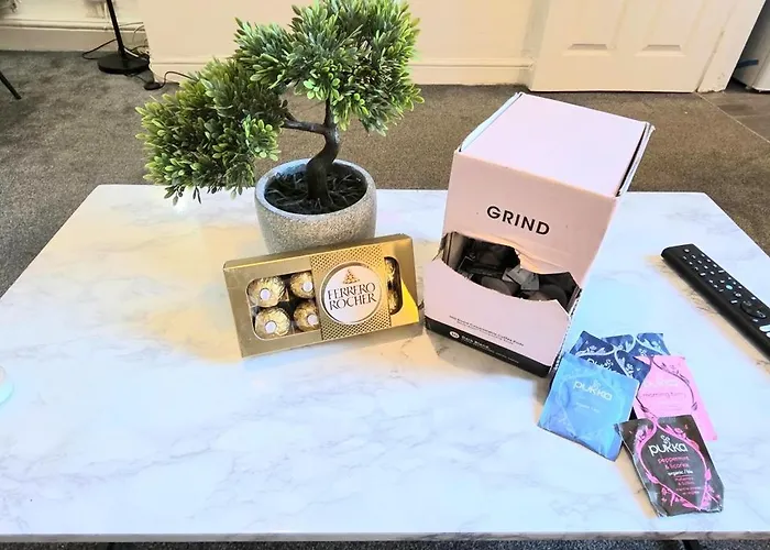 Trendy 3br - Sleeps 5 - Free Wifi -parking